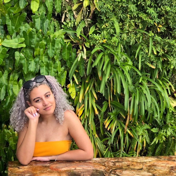 Meet your Posher, Kamilah - Picture 2 of 3